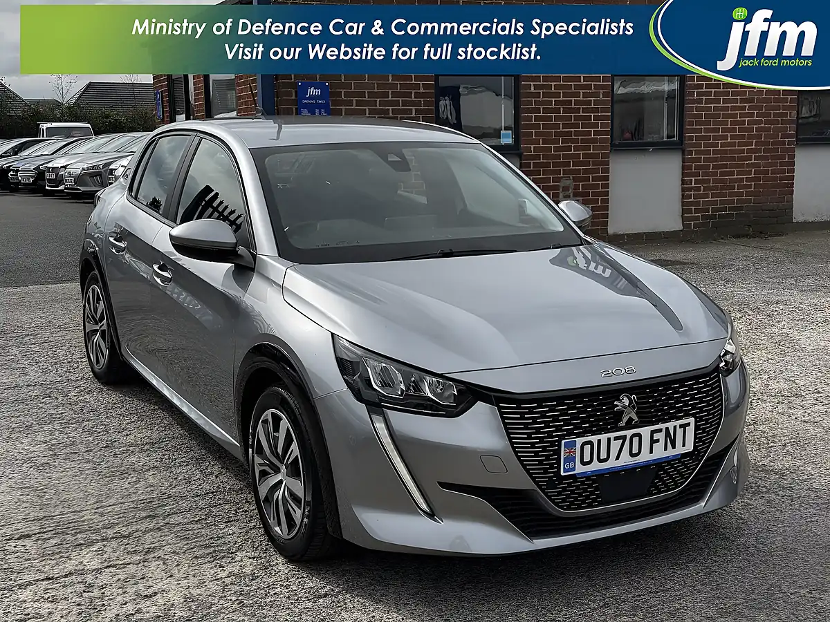 Used 2020 Peugeot E-208 Active Artense Grey Met - Front View
