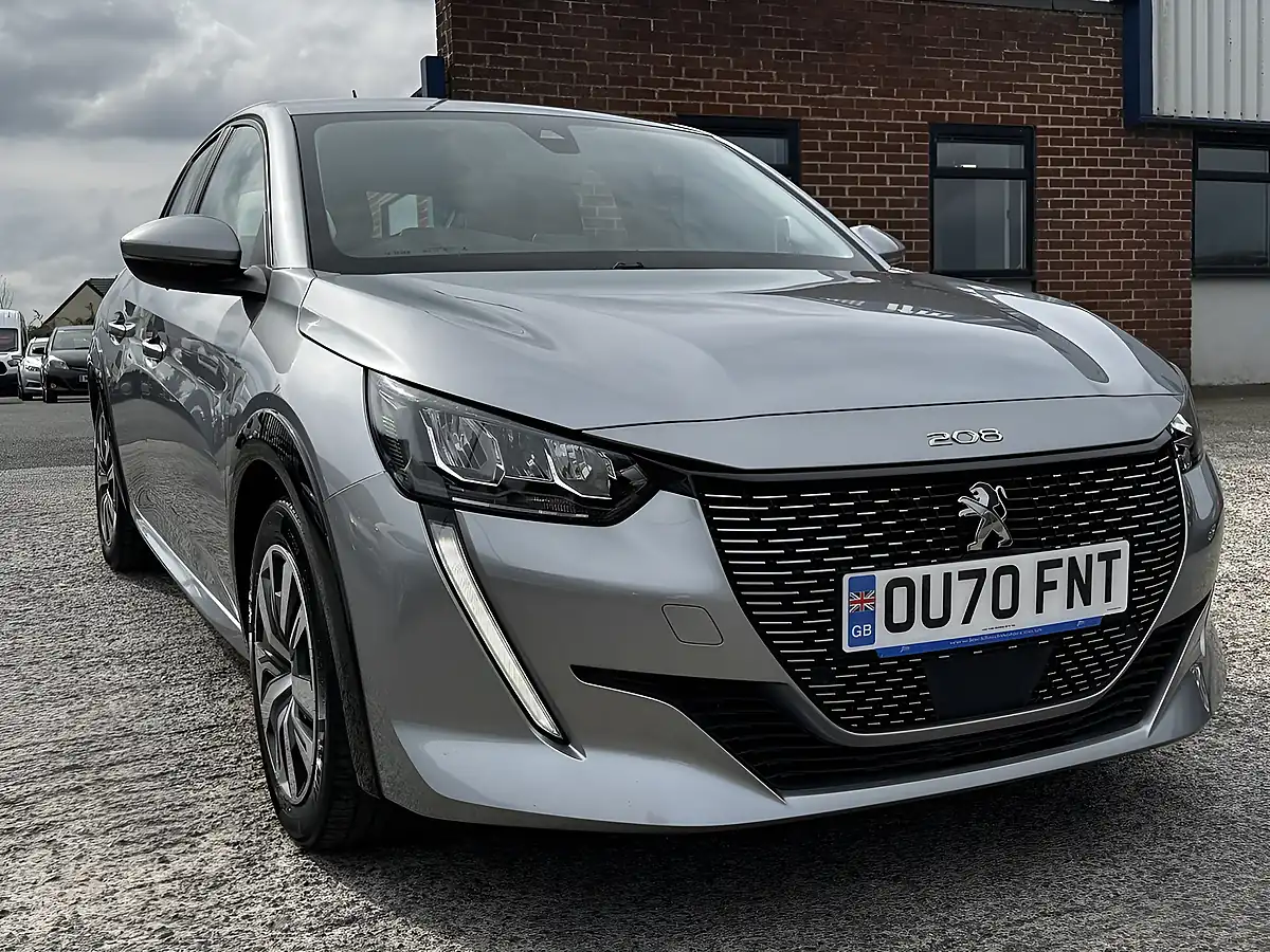 Used 2020 Peugeot E-208 Active Artense Grey Met - Interior and Exterior details 16