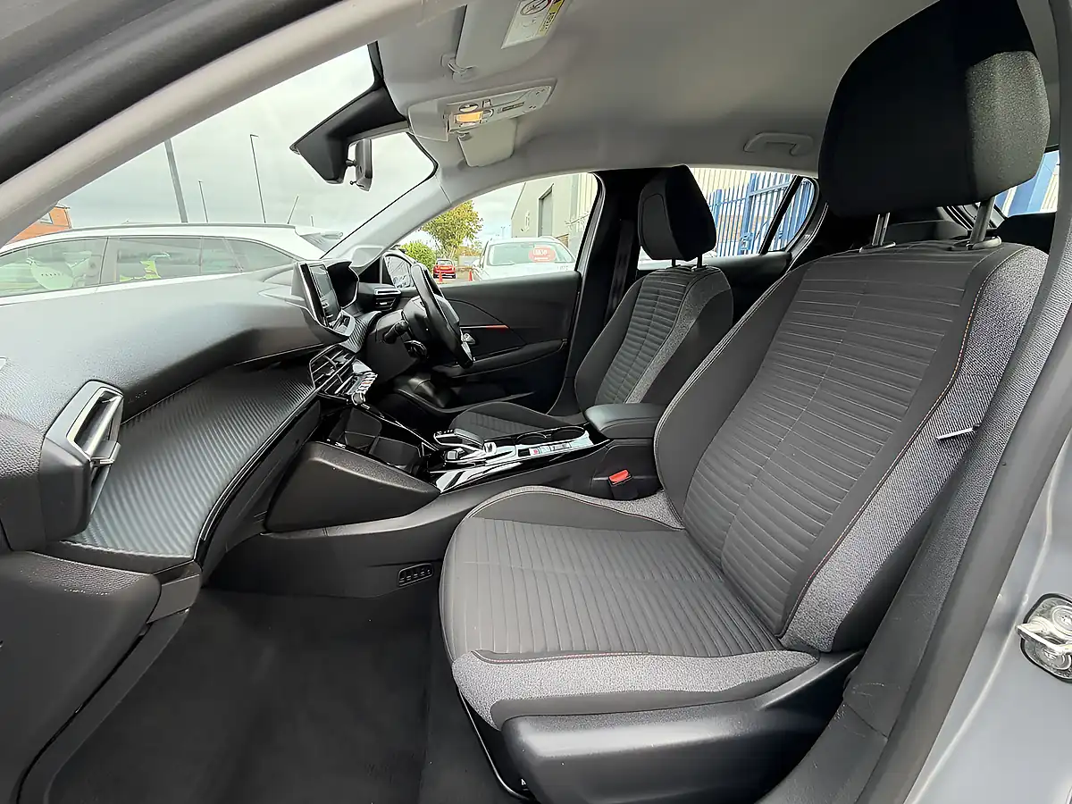 Used 2020 Peugeot E-208 Active Grey Metallic - Interior and Exterior details 13