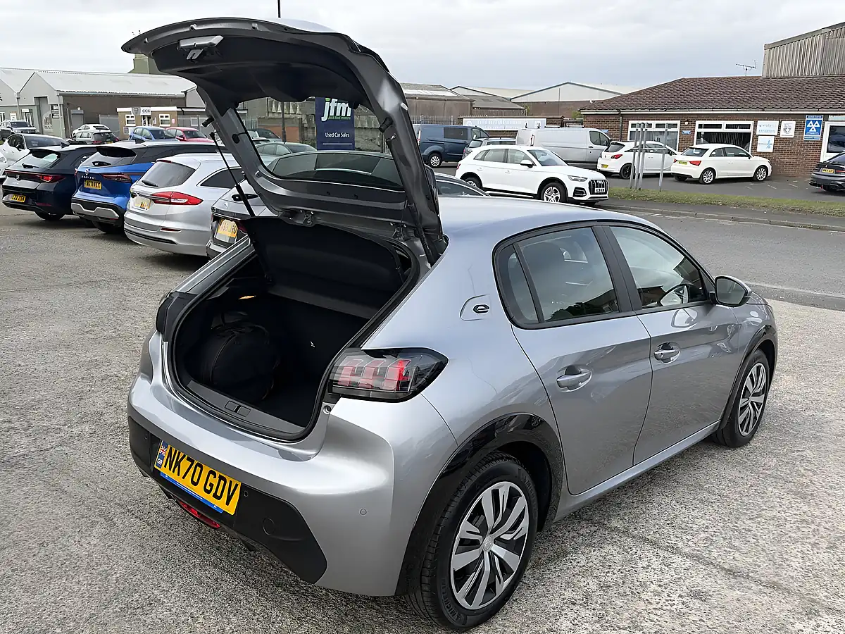Used 2020 Peugeot E-208 Active Grey Metallic - Interior and Exterior details 17