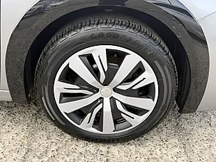 Used 2020 Peugeot E-208 Active Grey Metallic - Interior and Exterior details 18