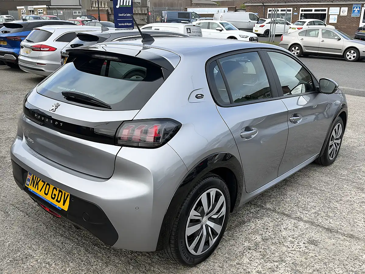 Used 2020 Peugeot E-208 Active Grey Metallic - Interior and Exterior details 6