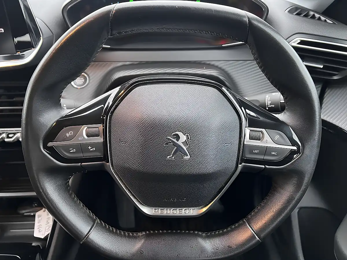 Used 2020 Peugeot E-208 Active Premium Artense Grey Metallic - Interior and Exterior details 12