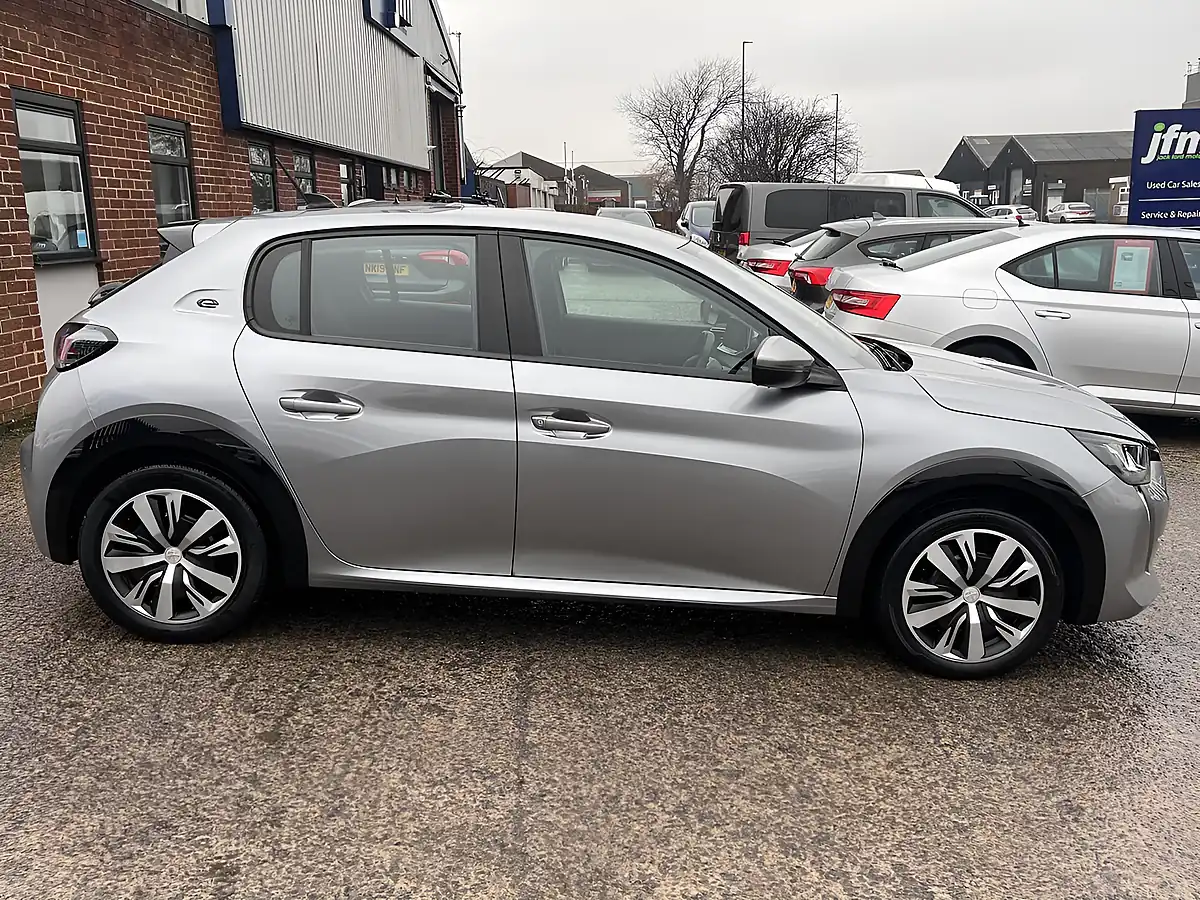 Used 2020 Peugeot E-208 Active Premium Artense Grey Metallic - Interior and Exterior details 5