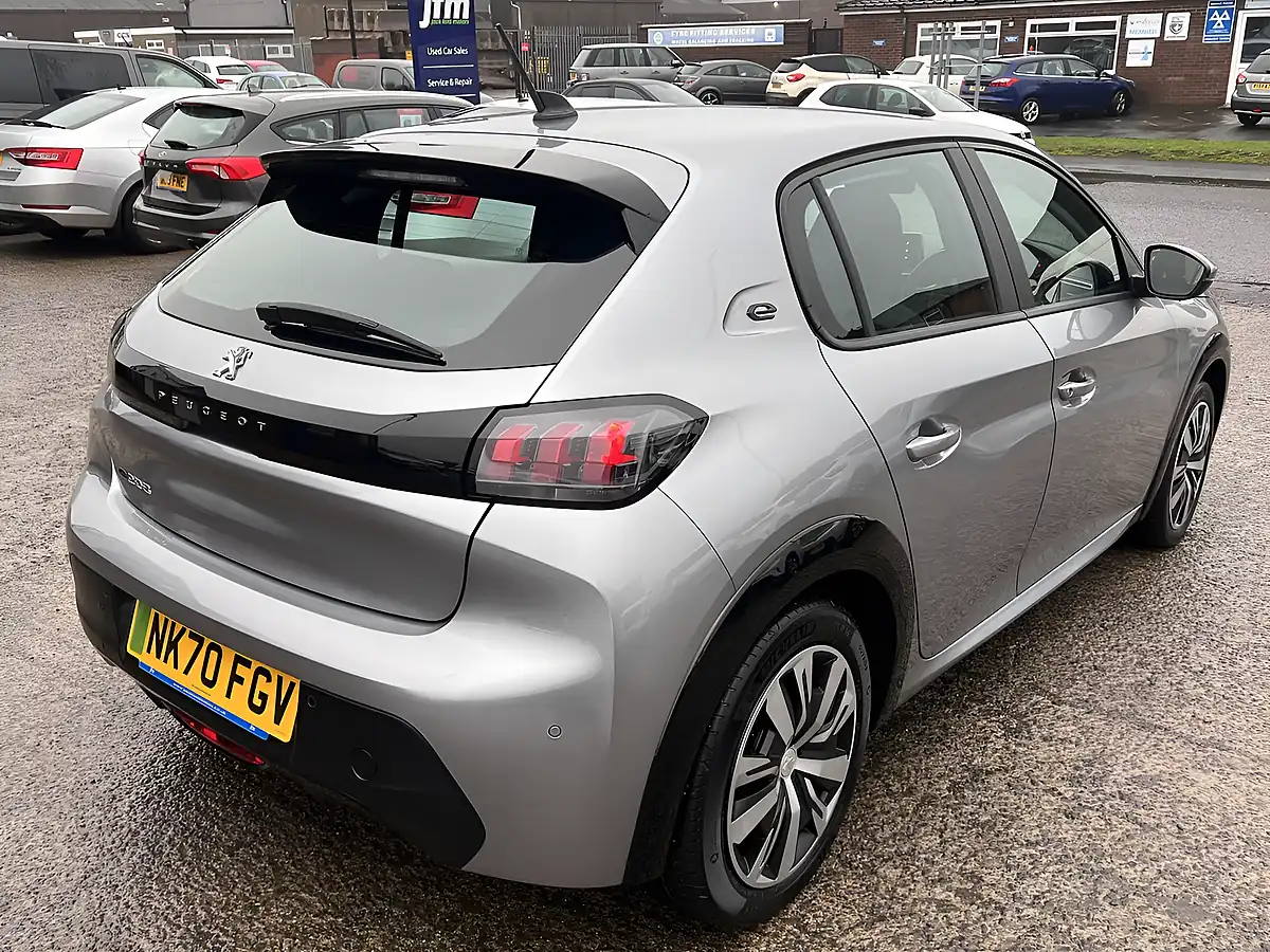 Used 2020 Peugeot E-208 Active Premium Artense Grey Metallic - Interior and Exterior details 6