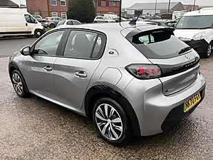 Used 2020 Peugeot E-208 Active Premium Artense Grey Metallic - Interior and Exterior details 8