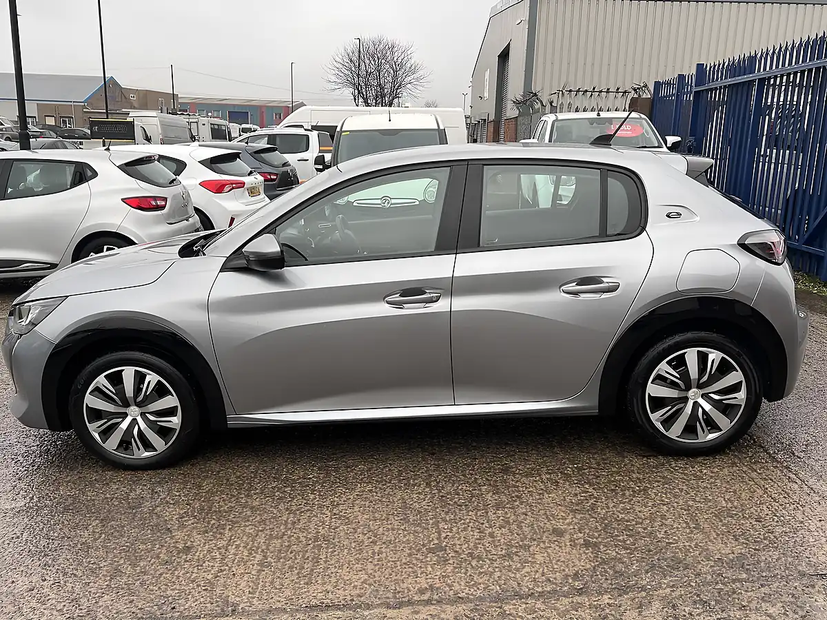Used 2020 Peugeot E-208 Active Premium Artense Grey Metallic - Interior and Exterior details 9