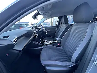 Used 2020 Peugeot E-208 Active Premium Artense Grey Metallic - Interior and Exterior details 15