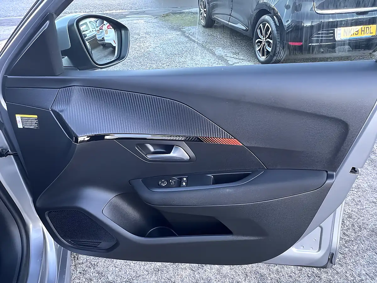 Used 2020 Peugeot E-208 Active Premium Artense Grey Metallic - Interior and Exterior details 18
