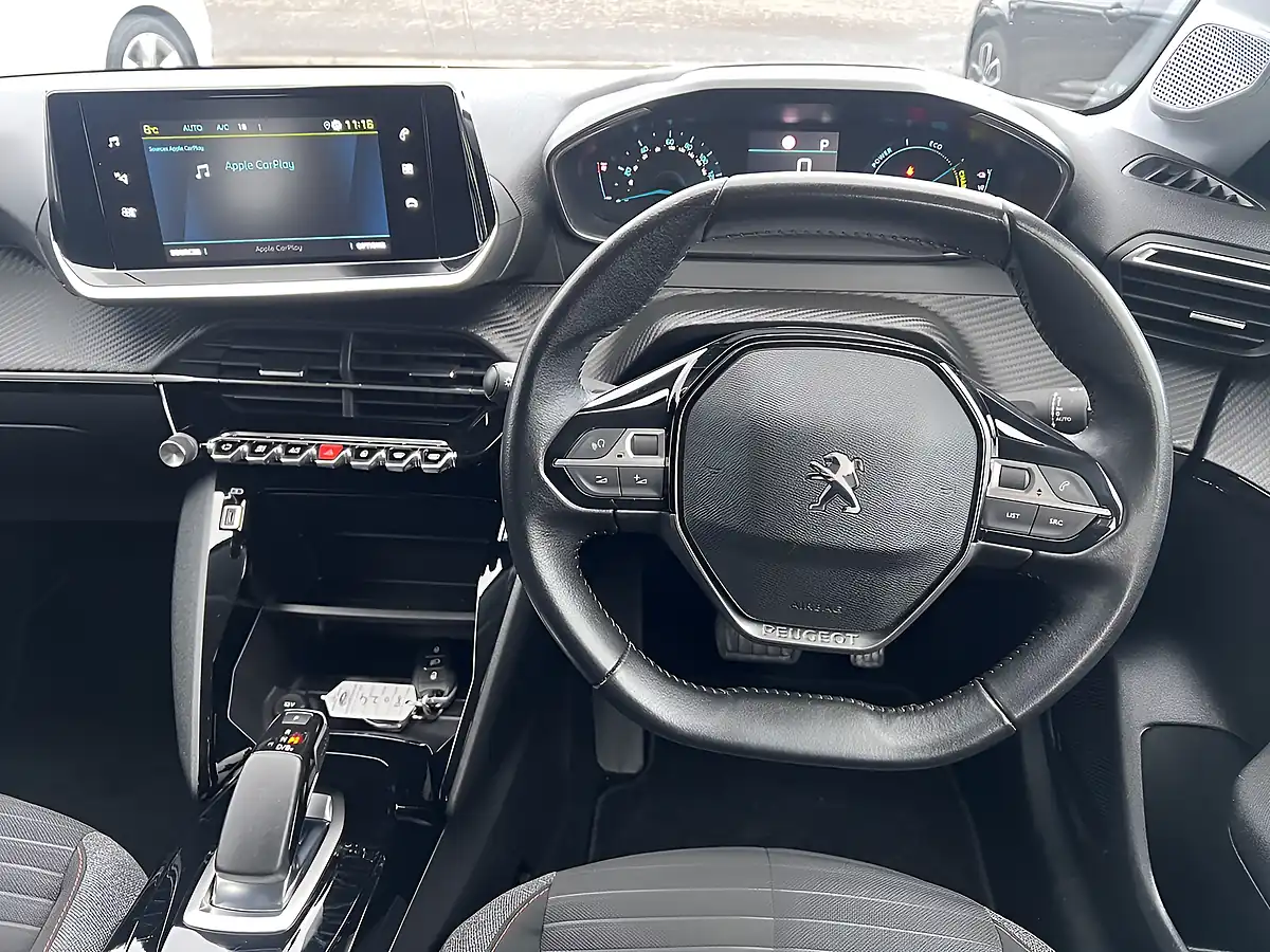 Used 2020 Peugeot E-208 Active Premium Artense Grey Metallic - Interior and Exterior details 12