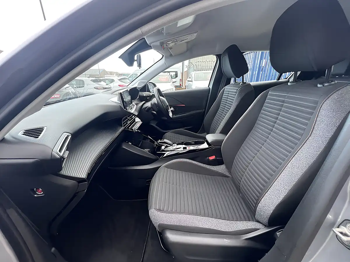 Used 2020 Peugeot E-208 Active Premium Artense Grey Metallic - Interior and Exterior details 15