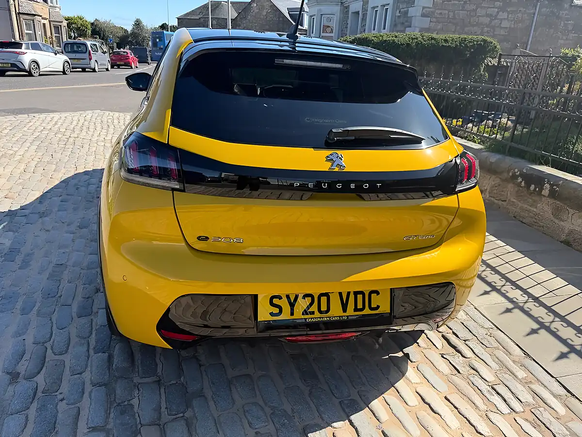 Used 2020 Peugeot E-208 GT Line Yellow - Interior and Exterior details 11