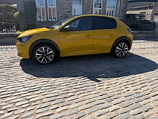 Used 2020 Peugeot E-208 GT Line Yellow - Interior and Exterior details 8
