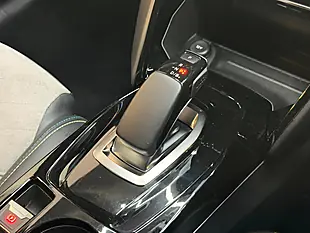 Used 2020 Peugeot E-208 GT Red - Interior and Exterior details 10
