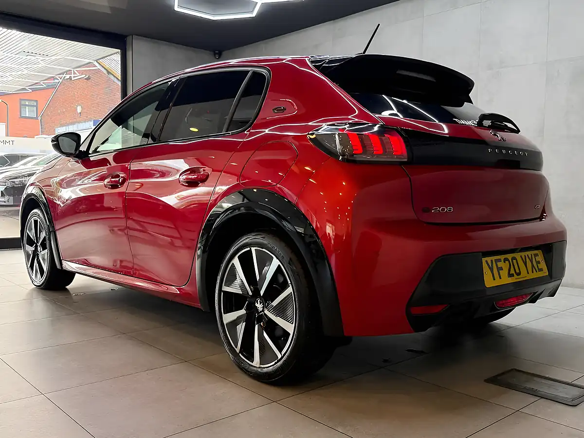 Used 2020 Peugeot E-208 GT Red - Interior and Exterior details 9
