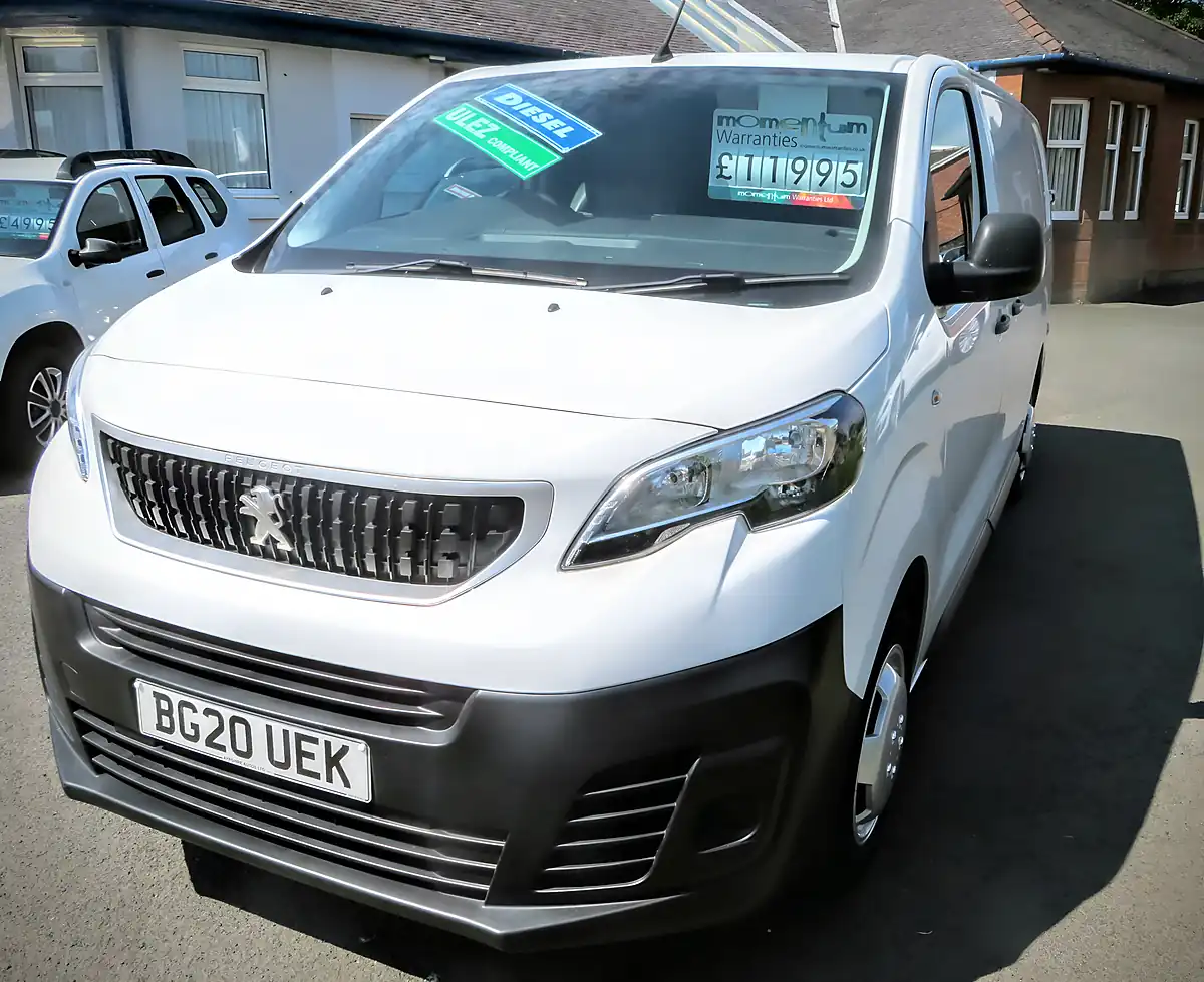 Used 2020 Peugeot Expert Professional L2 White - Front View