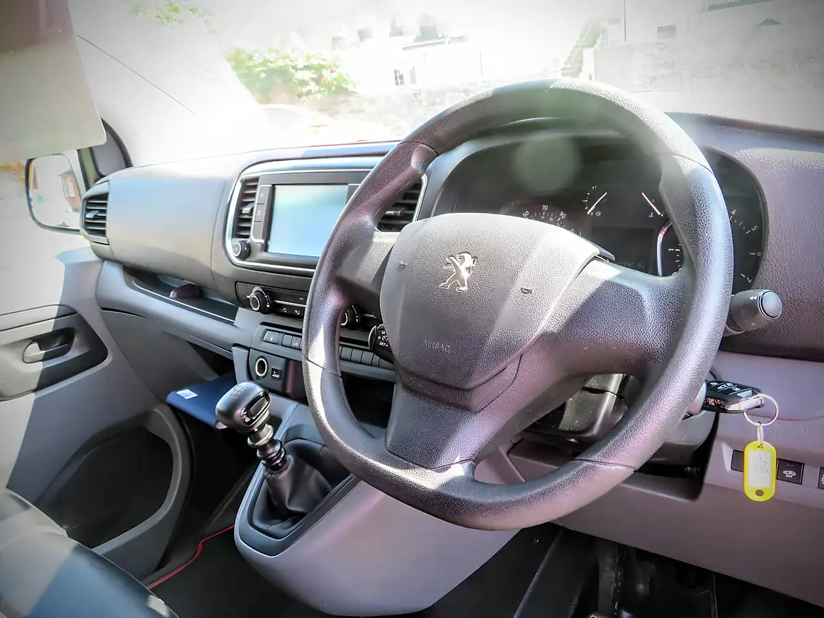 Used 2020 Peugeot Expert Professional L2 White - Interior and Exterior details 11