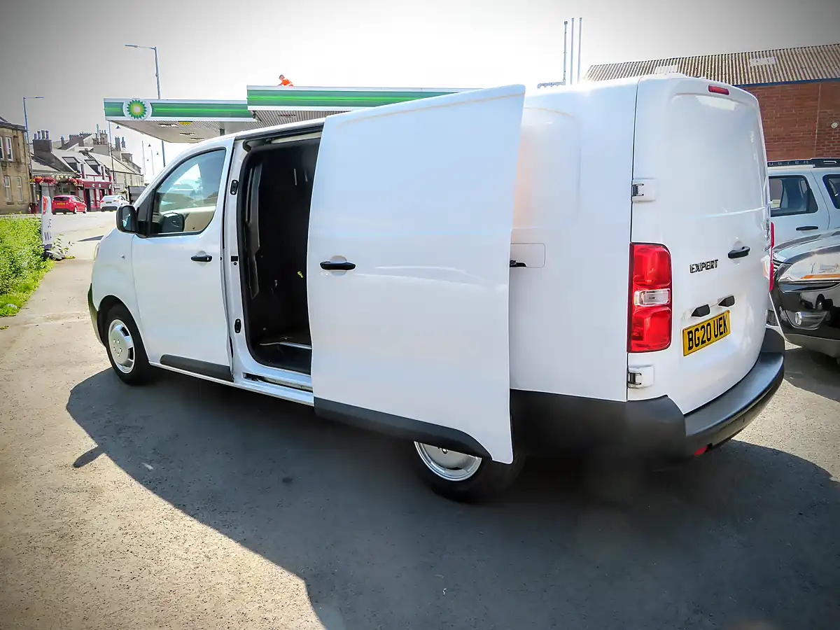 Used 2020 Peugeot Expert Professional L2 White - Interior and Exterior details 13