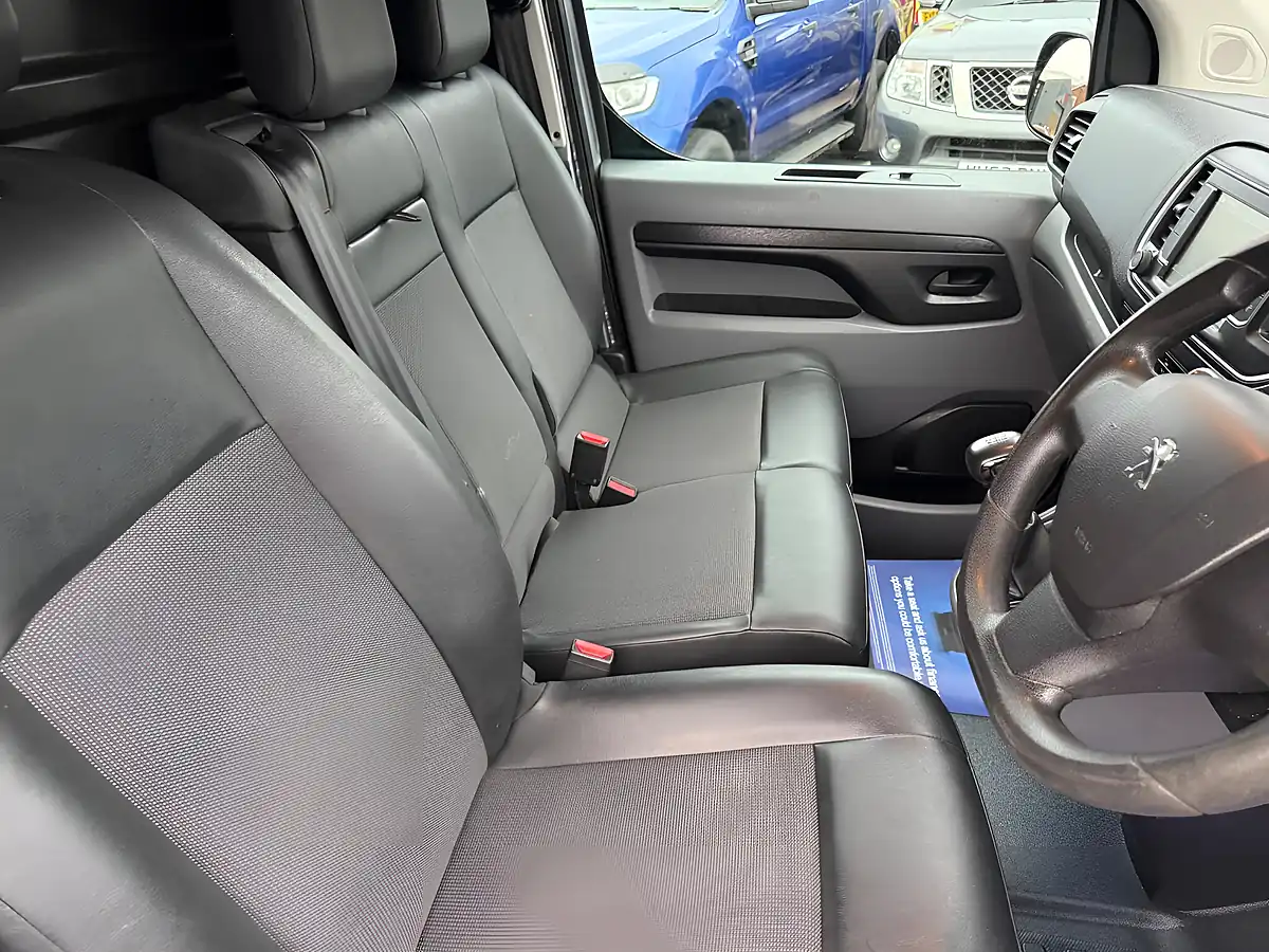 Used 2020 Peugeot Expert Professional Long Panel Van Lwb Grey - Interior and Exterior details 18
