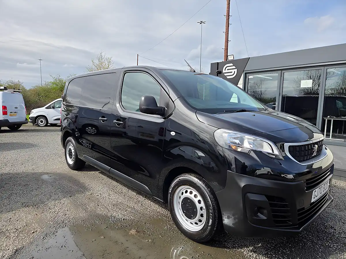 Used 2020 Peugeot Expert Professional Standard Panel Van Mwb Black - Front View