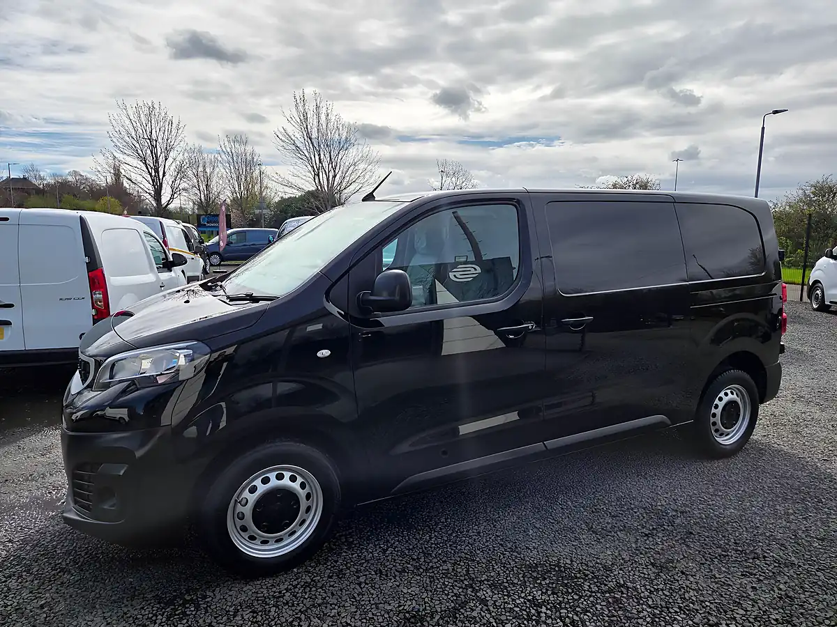 Used 2020 Peugeot Expert Professional Standard Panel Van Mwb Black - Interior and Exterior details 10