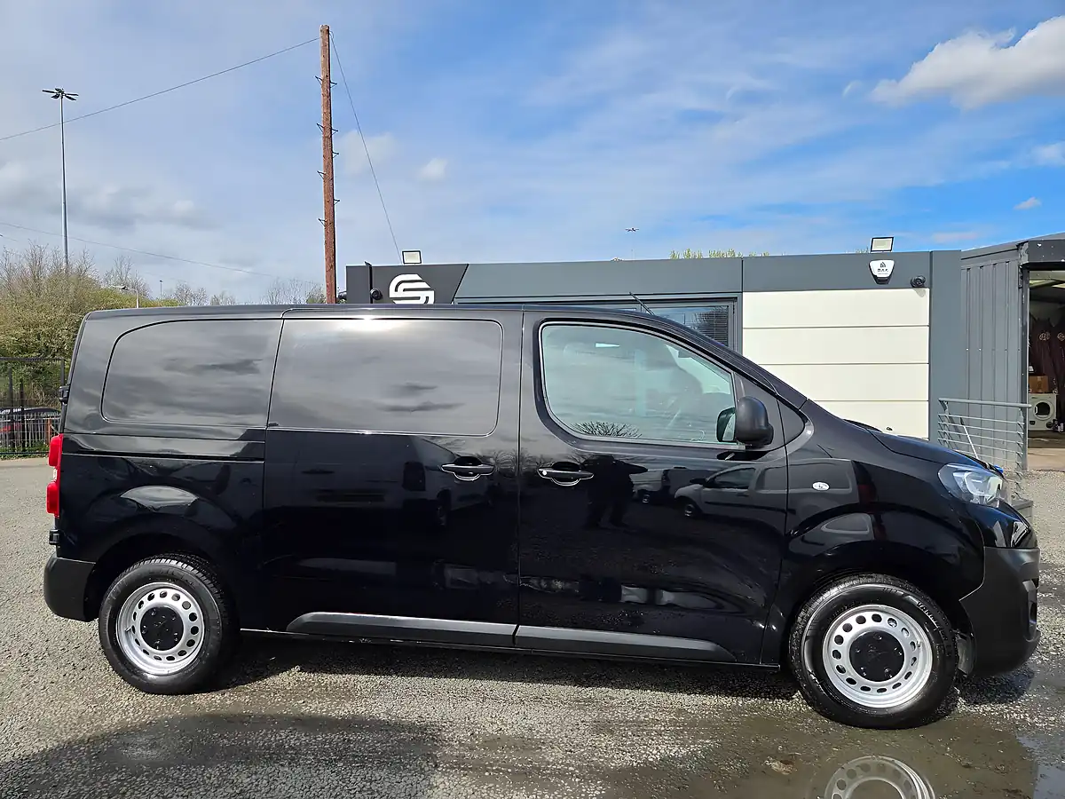 Used 2020 Peugeot Expert Professional Standard Panel Van Mwb Black - Interior and Exterior details 3