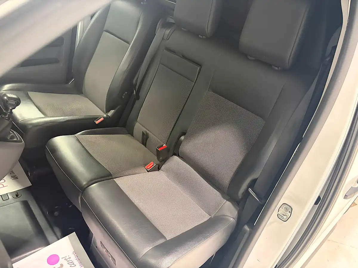 Used 2020 Peugeot Expert Professional Standard White - Interior and Exterior details 12