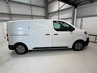 Used 2020 Peugeot Expert Professional Standard White - Interior and Exterior details 6