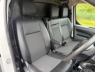 Used 2020 Peugeot Expert Professional Standard White - Interior and Exterior details 15