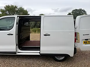 Used 2020 Peugeot Expert Professional Standard White - Interior and Exterior details 18