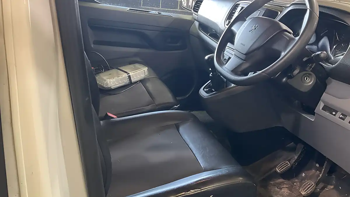 Used 2020 Peugeot Expert Professional Standard White - Interior and Exterior details 14