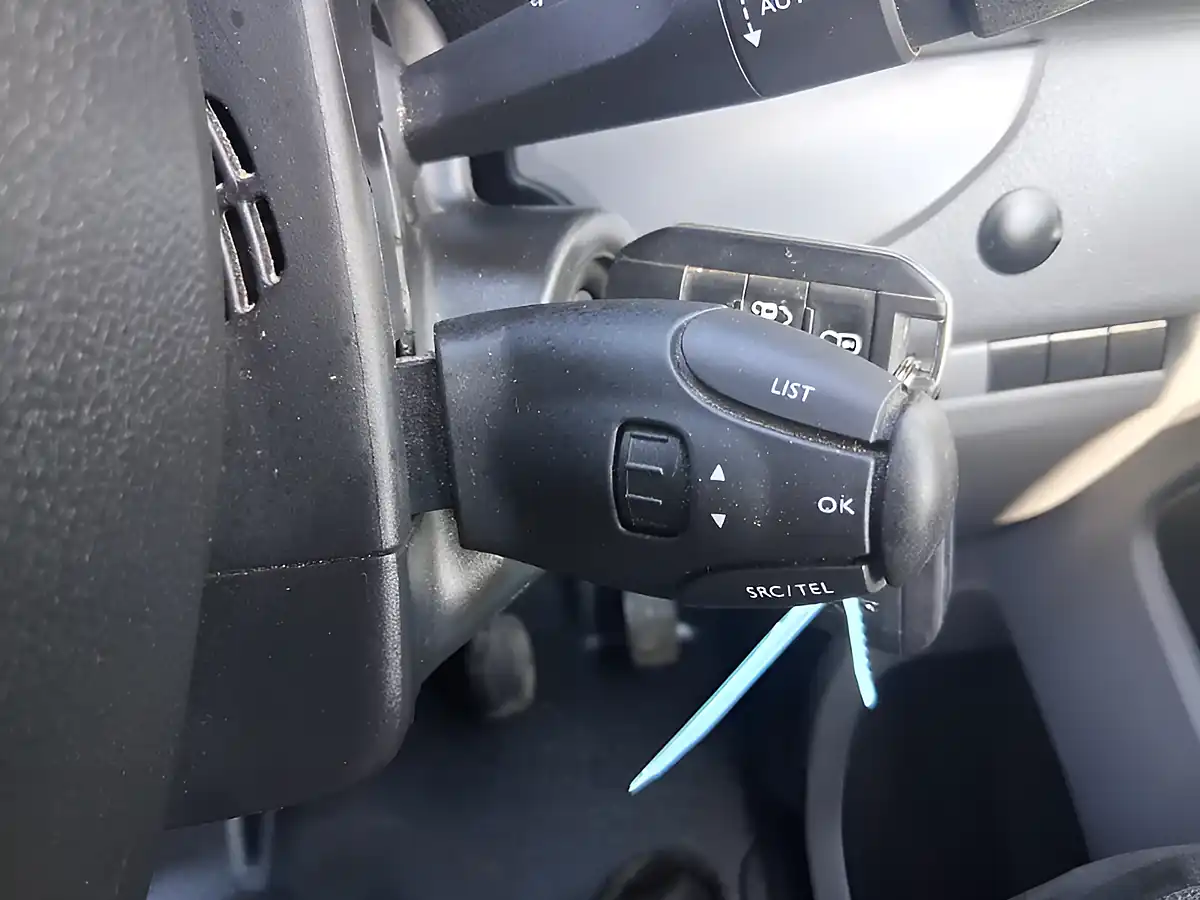 Used 2020 Peugeot Expert Professional Standard White - Interior and Exterior details 19