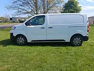 Used 2020 Peugeot Expert Professional Standard White - Interior and Exterior details 2