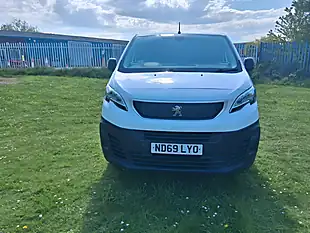 Used 2020 Peugeot Expert Professional Standard White - Interior and Exterior details 8