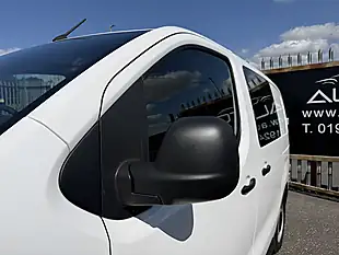 Used 2020 Peugeot Expert Professional White - Interior and Exterior details 8