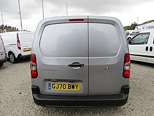 Used 2020 Peugeot Partner 1000 Professional Grey - Interior and Exterior details 12