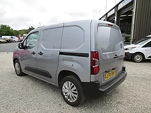 Used 2020 Peugeot Partner 1000 Professional Grey - Interior and Exterior details 7