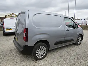 Used 2020 Peugeot Partner 1000 Professional Grey - Interior and Exterior details 9