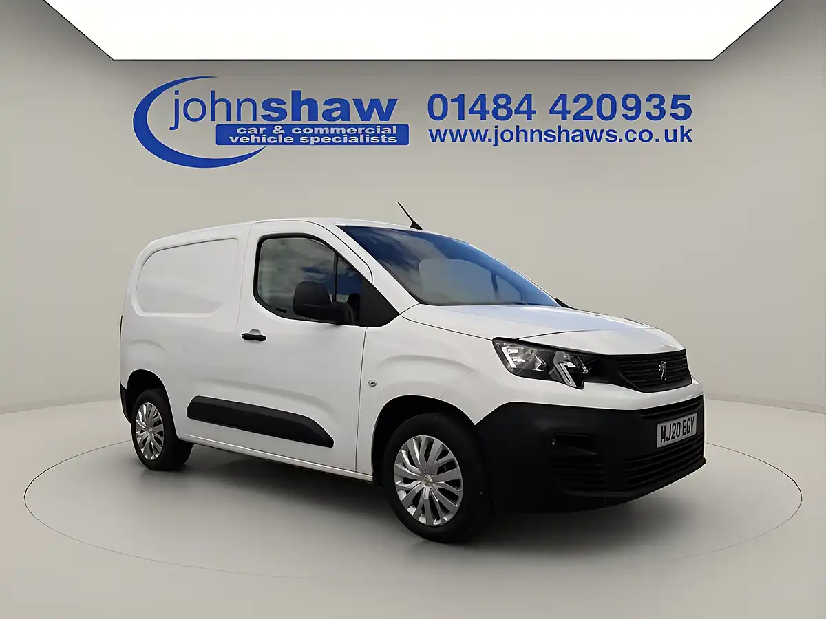 Used 2020 Peugeot Partner 1000 Professional Premium White - Front View
