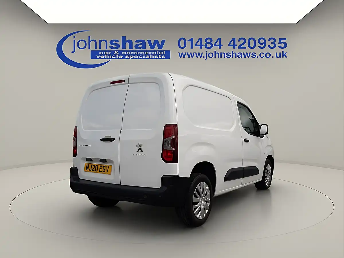 Used 2020 Peugeot Partner 1000 Professional Premium White - Interior and Exterior details 10