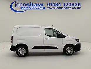 Used 2020 Peugeot Partner 1000 Professional Premium White - Interior and Exterior details 13