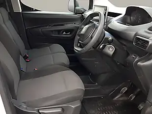 Used 2020 Peugeot Partner 1000 Professional Premium White - Interior and Exterior details 3