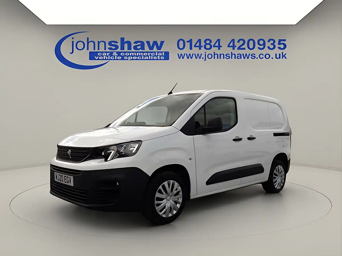 Used 2020 Peugeot Partner 1000 Professional Premium White - Interior and Exterior details 4