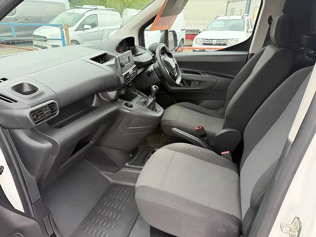 Used 2020 Peugeot Partner 650 S Standard Panel Van White - Interior and Exterior details 12