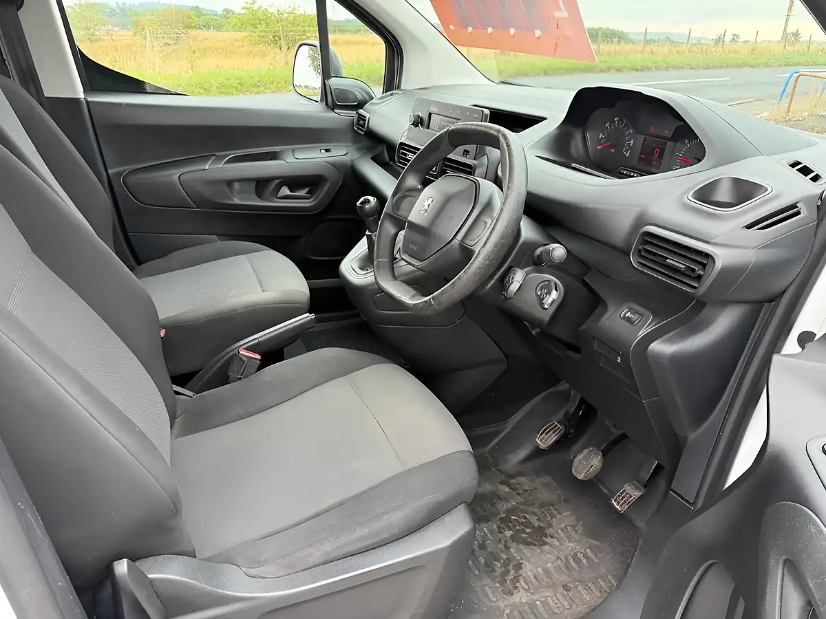 Used 2020 Peugeot Partner 650 S Standard Panel Van White - Interior and Exterior details 13