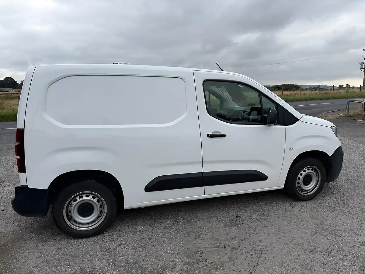 Used 2020 Peugeot Partner 650 S Standard Panel Van White - Interior and Exterior details 3