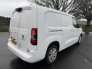 Used 2020 Peugeot Partner Asphalt White - Interior and Exterior details 7