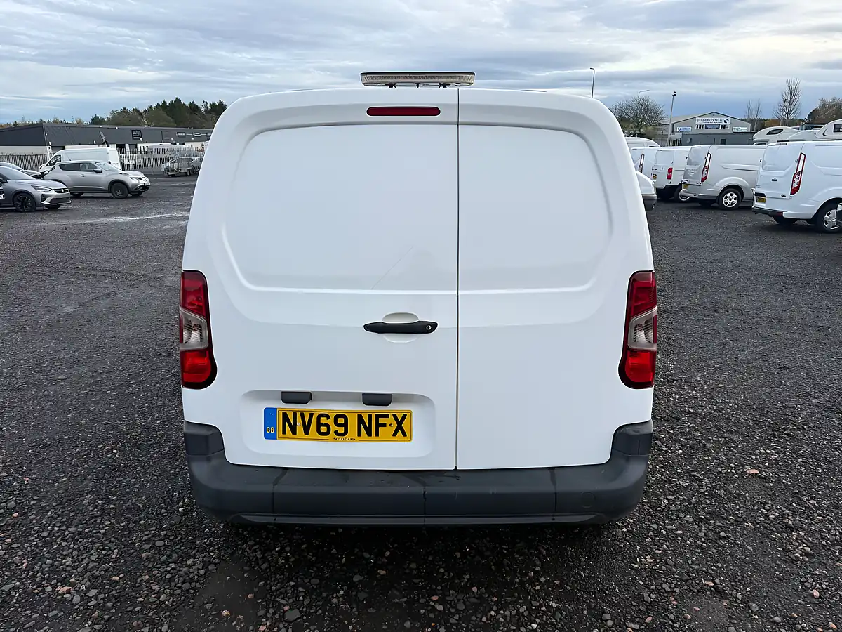 Used 2020 Peugeot Partner Grip Standard Panel Van White - Interior and Exterior details 6