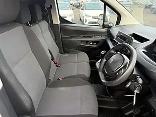 Used 2020 Peugeot Partner Grip Standard Panel Van White - Interior and Exterior details 9