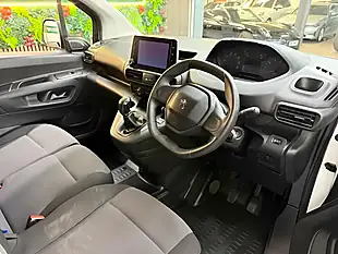 Used 2020 Peugeot Partner Professional L1 [stunning Example] White - Interior and Exterior details 10